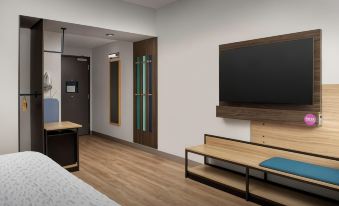 Tru by Hilton Miami West Brickell