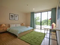 Palm Crescent Hua Hin Hotels in 