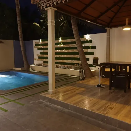 D Wayfarer Inn Resort