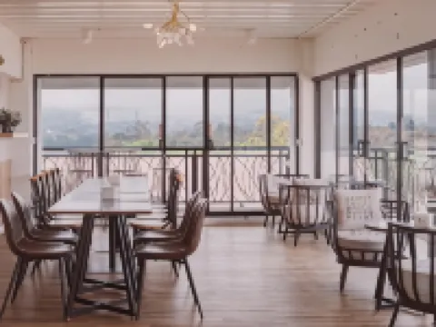 Fahira Hotel Bukittinggi ブキティンギのホテル