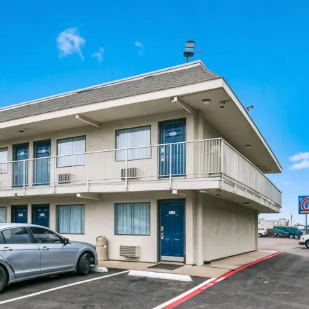 Motel 6 Irving, TX - Dallas