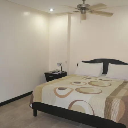 Boomerang Hotel