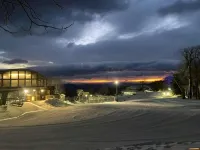 Premiere Two bedroom getaway Slope Side Wintergreen Resort Condo