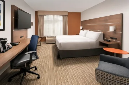 Holiday Inn Express & Suites Baltimore - BWI Airport North