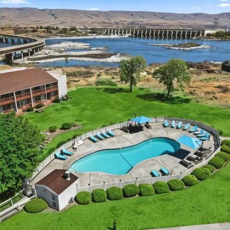 Columbia River Hotel and Conference Center, an Ascend Collection Hotel