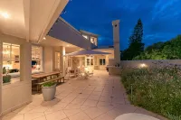 Isola Bella Guest House - Pensions
