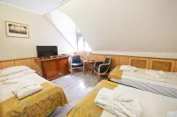 Nyerges Hotel Termál Superior Hotels in Monor