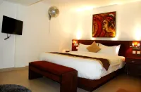 Kiriri Garden Hotel - balcón