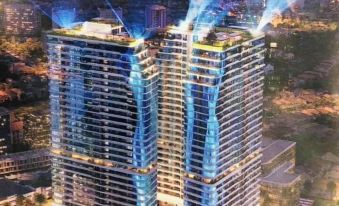 Metropole Residences Luxury Suite