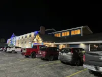 AmericInn by Wyndham Kearney - parking