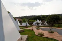 Ravishing Retreat Resort 라마나가라 호텔