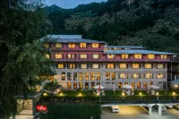 Honeymoon Inn Manali Hotels in Aleo
