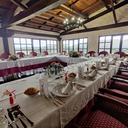Hotel Leonor Mirón