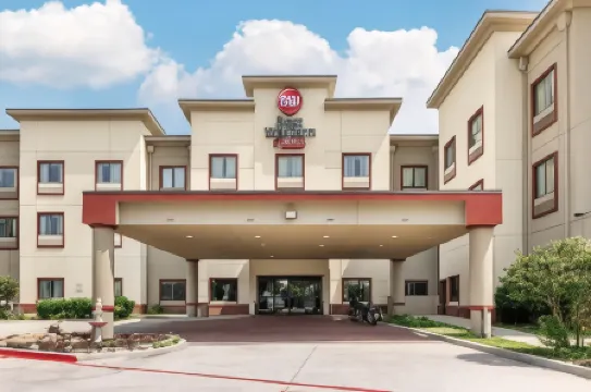 Best Western Plus Texoma Hotel Suites