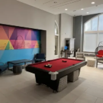 Tru by Hilton St. Louis Downtown