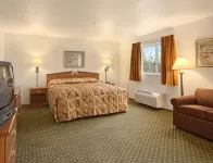 Super 8 by Wyndham Cloverdale Wine Country