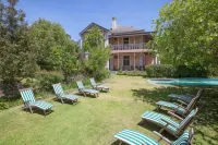 Medindi Manor Hotels in Rondebosch