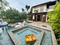 Villa Lembang 3BR Amethyst K-11 With Hot Whirpool Hotels in Cigugur Girang