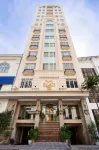 City Bay Palace Hotel Hotels near Bai Tho Mountain