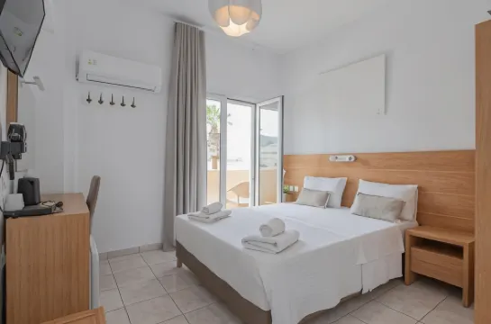 Theano Hotel