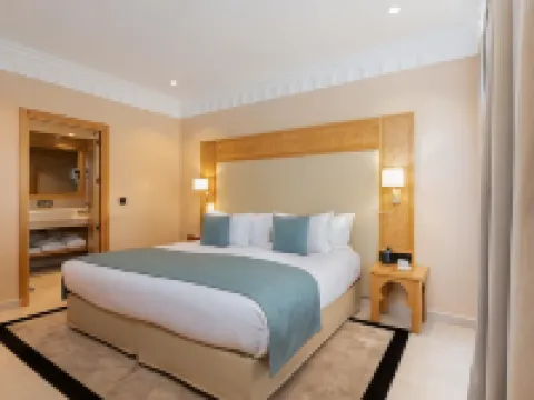 肯茲阿霍酒店 瓦爾扎扎特酒店