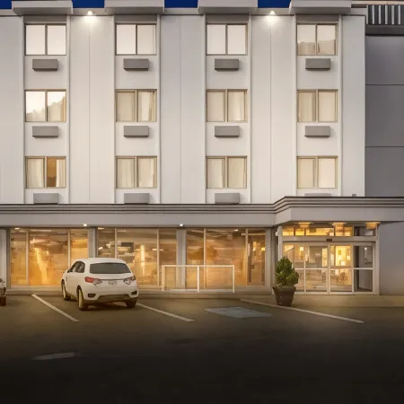 Best Western Plus Columbia River Hotel