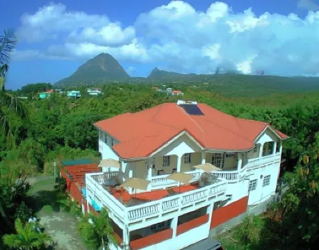 Comfort Suites - Three Bedroom Apartment Отели в г. 