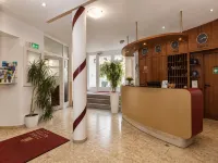 Turmhotel Rhein-Main