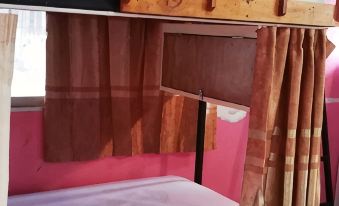 Okhome Hostel