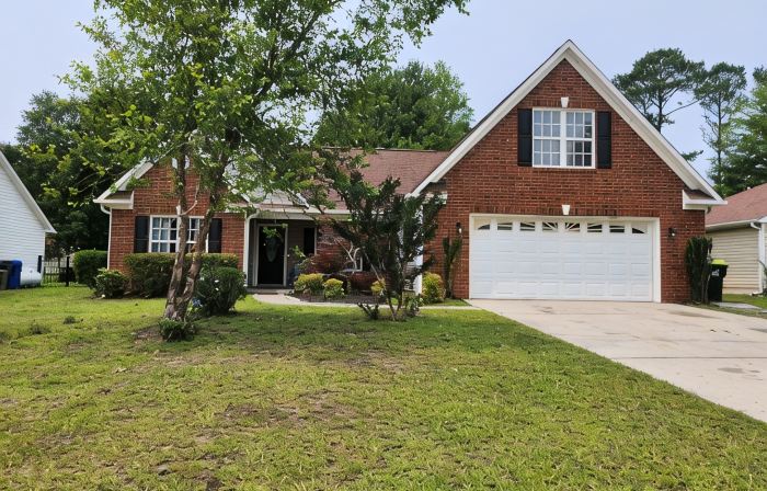 Spacious 5-bedroom Beach Retreat W/ Private Pool