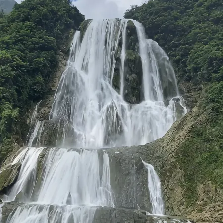 At first sight Mountain side Homestay (Huangguoshu Waterfall Scenic Area Branch)