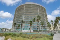 Bella Luna -12th Floor Unit with Fabulous panoramic view of Ole River