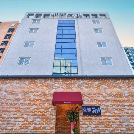 Changwon Jinhae Hotel 701