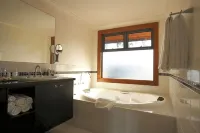 Lazy River Boutique Bed & Breakfast