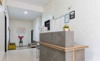 Urbanview Hotel Syariah near Polda Jambi - Housity