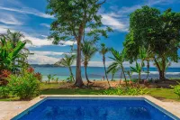 Red Frog Beach Island Resort - Beach