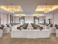 Luxe Sunset Boulevard Hotel
