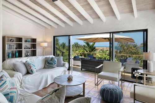 Spectacular Ocean View Villa with Pool 7-Min Walk to the Beach - Villas