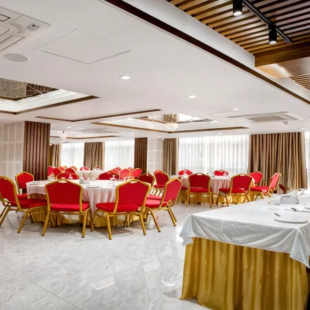 Royal Mark Hotel