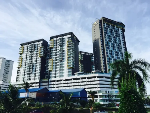 2BR Equine 6 Pax | Wifi+ Netflix | UPM |KLIA | MRT - Apartments