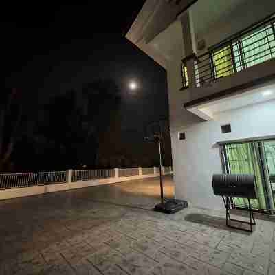 25 pax Golf Resort Private Villa Hotel Exterior
