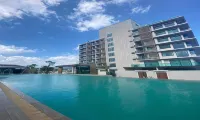 Aura Hotel Hatyai Songkhla - Swimmingpools