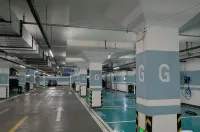 Elite Excellence Hotel - parking