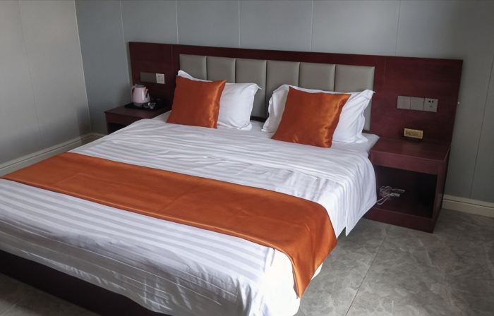 Huali Hotel (Yangyuan Xinhua Avenue)