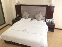 Xingren Xiangnan Hotel