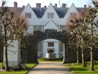 Premier Inn Caerphilly Crossways Hotels in Caerphilly