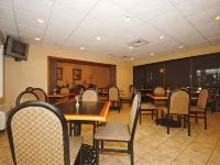 Best Western Plus Gadsden Hotel  Suites - petit déjeuner