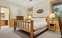 Log Cabin Near Lake Lure, Tryon, and Asheville! - Chalets
