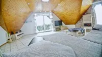 ROBINSON dream holiday apartment - modern&quiet -in the adventure & culture area - balcony
