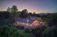 ♥︎Hot tub♥︎ Eastwood Escape - Yosemite Retreat - Wifi